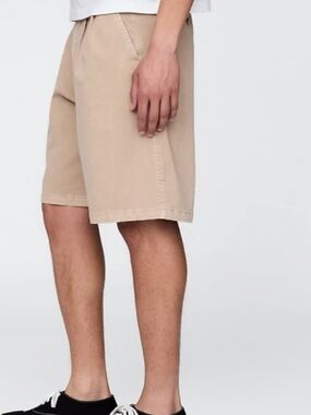 NWT GAP Men's Khaki Flat-Front Shorts